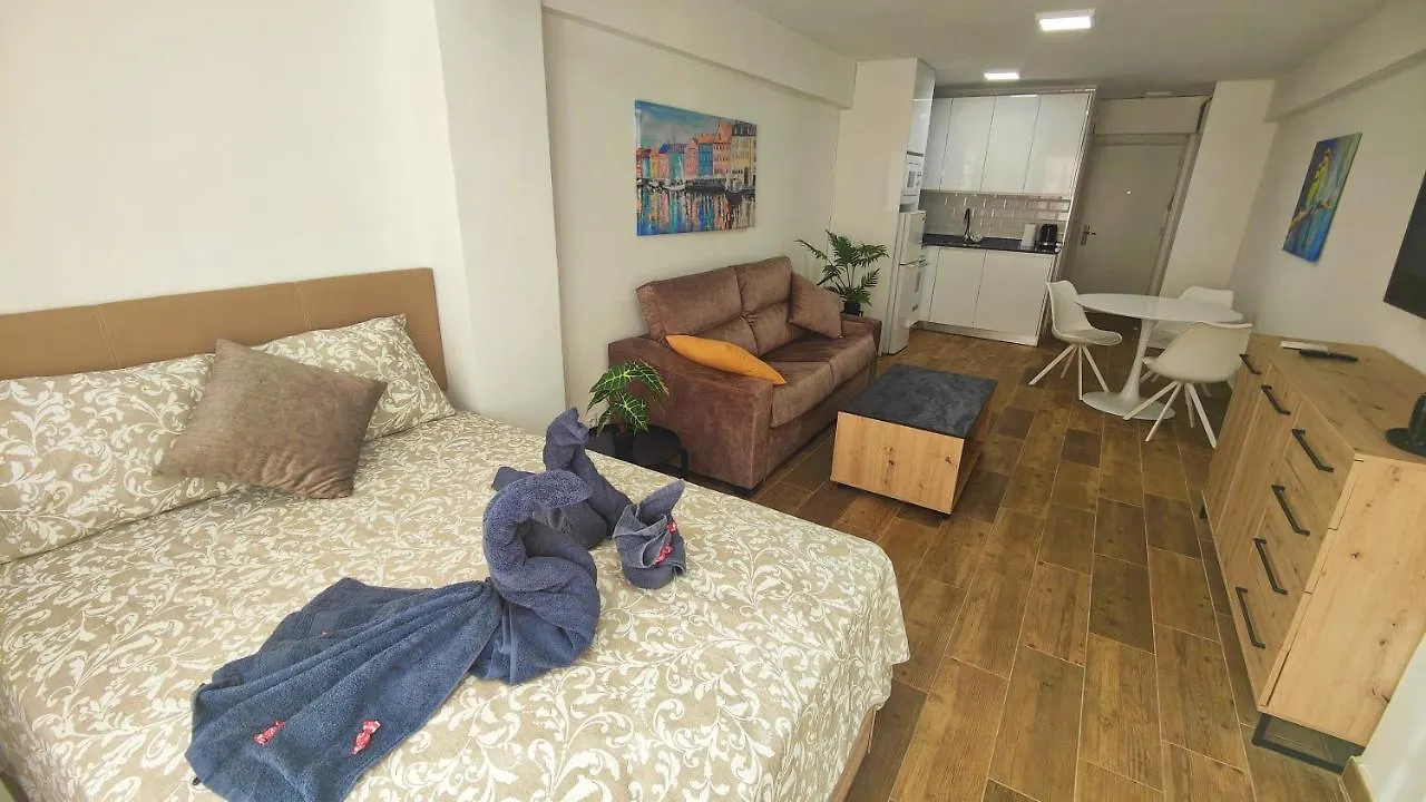 Serenity Chic Apartment City Center With Free Wifi By Namaste Elite Torremolinos 0*,