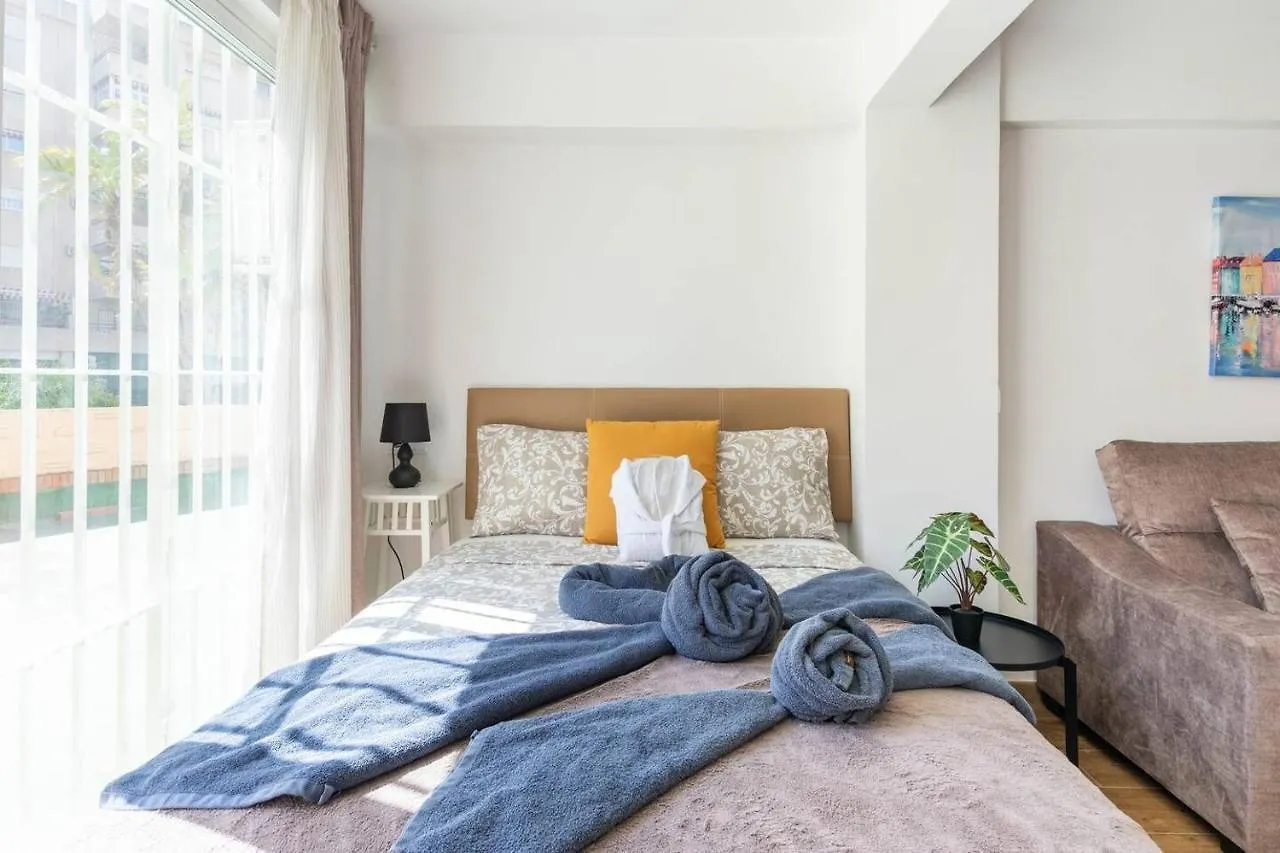 Serenity Chic Apartment City Center With Free Wifi By Namaste Elite Torremolinos